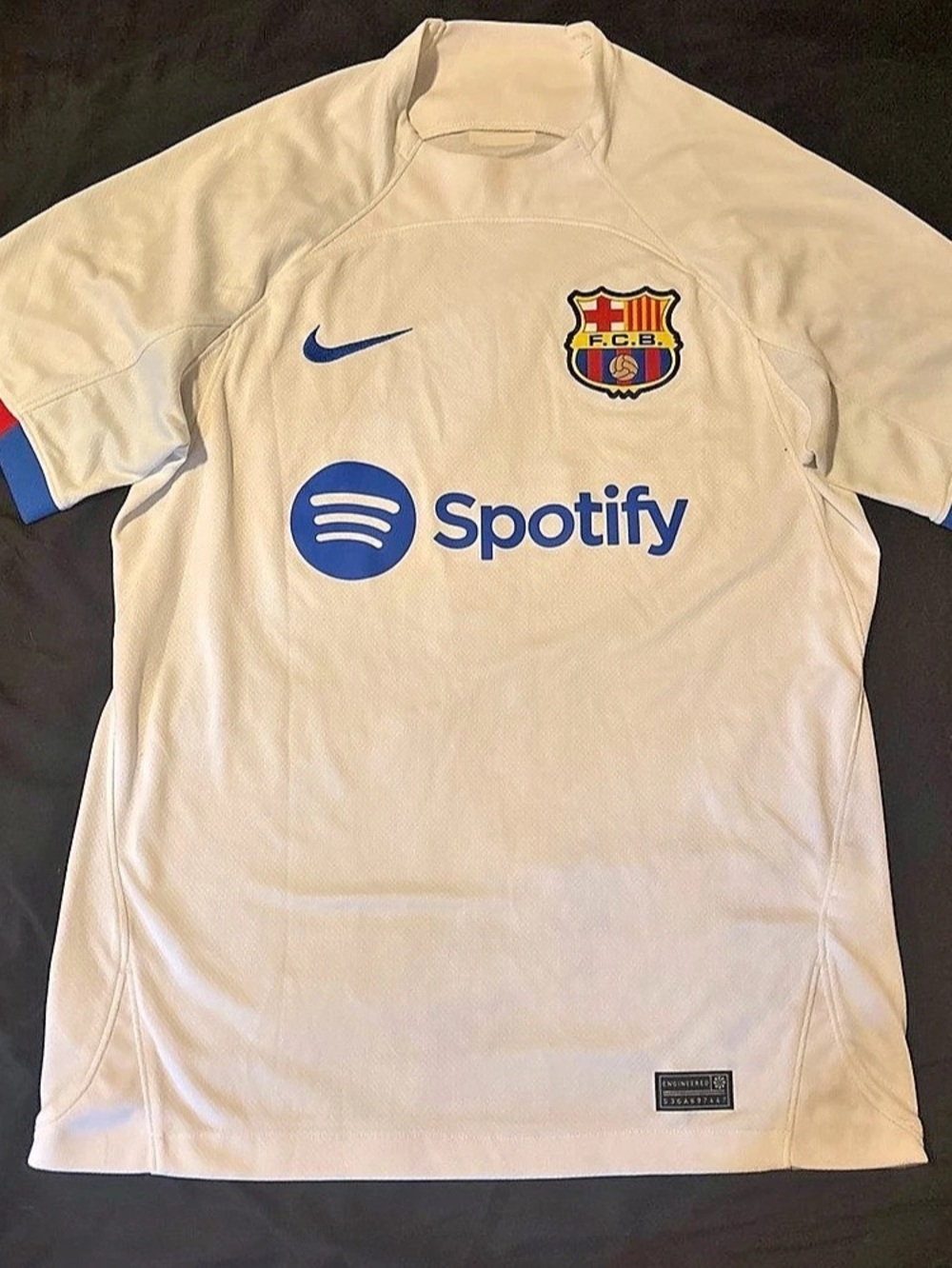 🔥 Grail FC Barcelona 23/24 Away Jersey blokecore size s